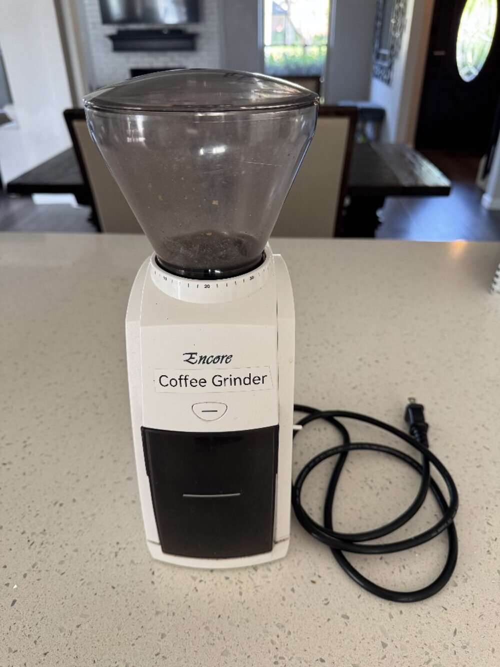 Baratza Encore Coffee Grinder ZCG484WHT, White - USED DOESNT GRIND - FOR PARTS